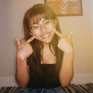 Meet your Posher, Lorraine